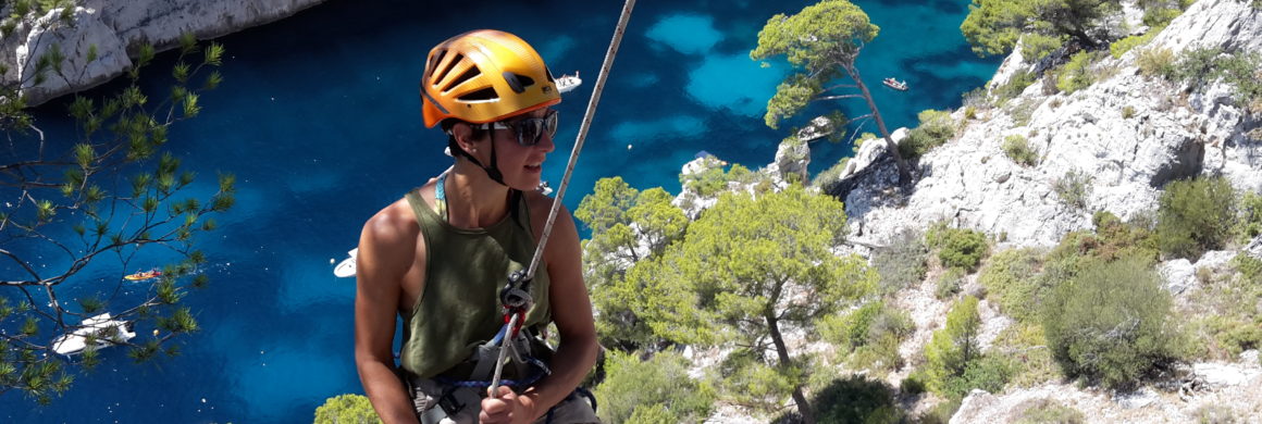 faire du Rappel dans les calanques